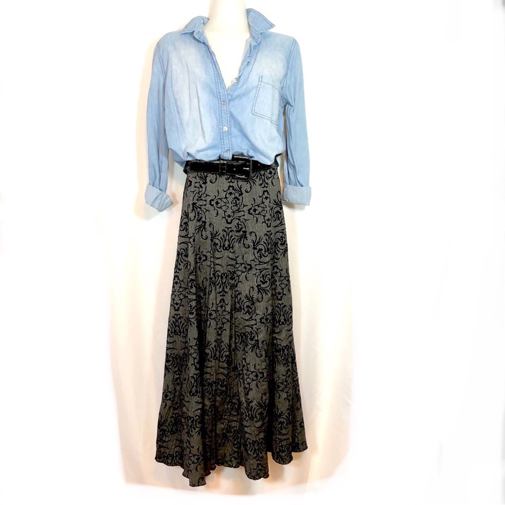J. Jill Black and Gray Maxi Skirt with Subtle Damask
